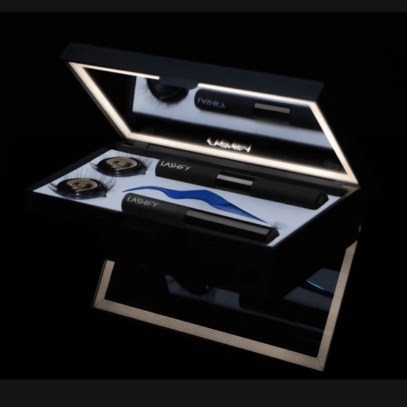 LASHIFY Black Eyelash LED control kit - Picture 2 of 6